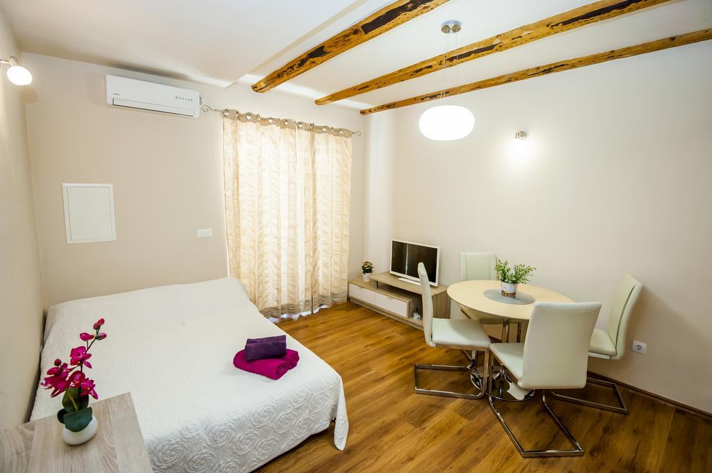 Sebenicum Apartments Шибеник Екстер'єр фото
